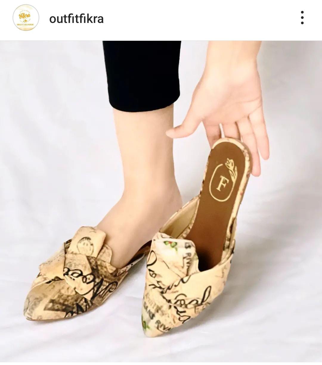 FOLD PUMPY FLAT ((More Rs 500 Discount Buy Any 2 Design. You can Message us on Instagram & What's App for any information)