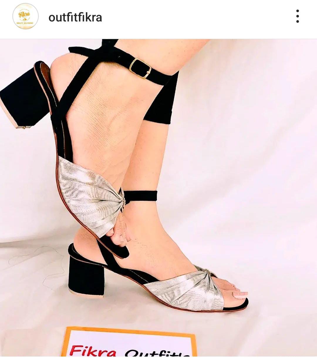 BW HEEL((More Rs 500 Discount Buy Any 2 Design. You can Message us on Instagram & What's App for any information)