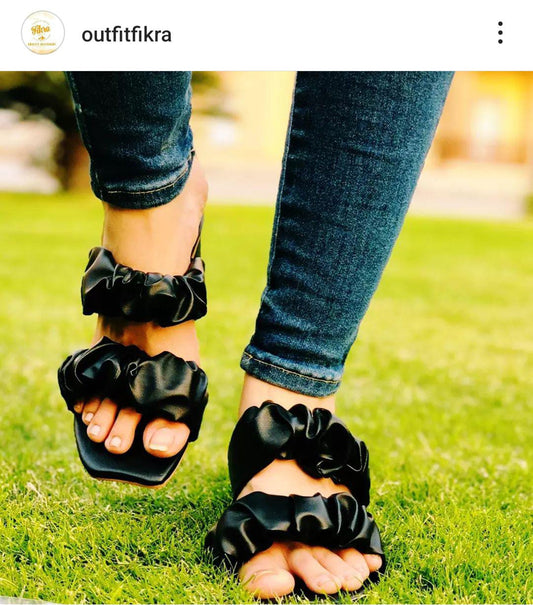 SK TWO STRIP HEEL((More Rs 500 Discount Buy Any 2 Design. You can Message us on Instagram & What's App for any information))