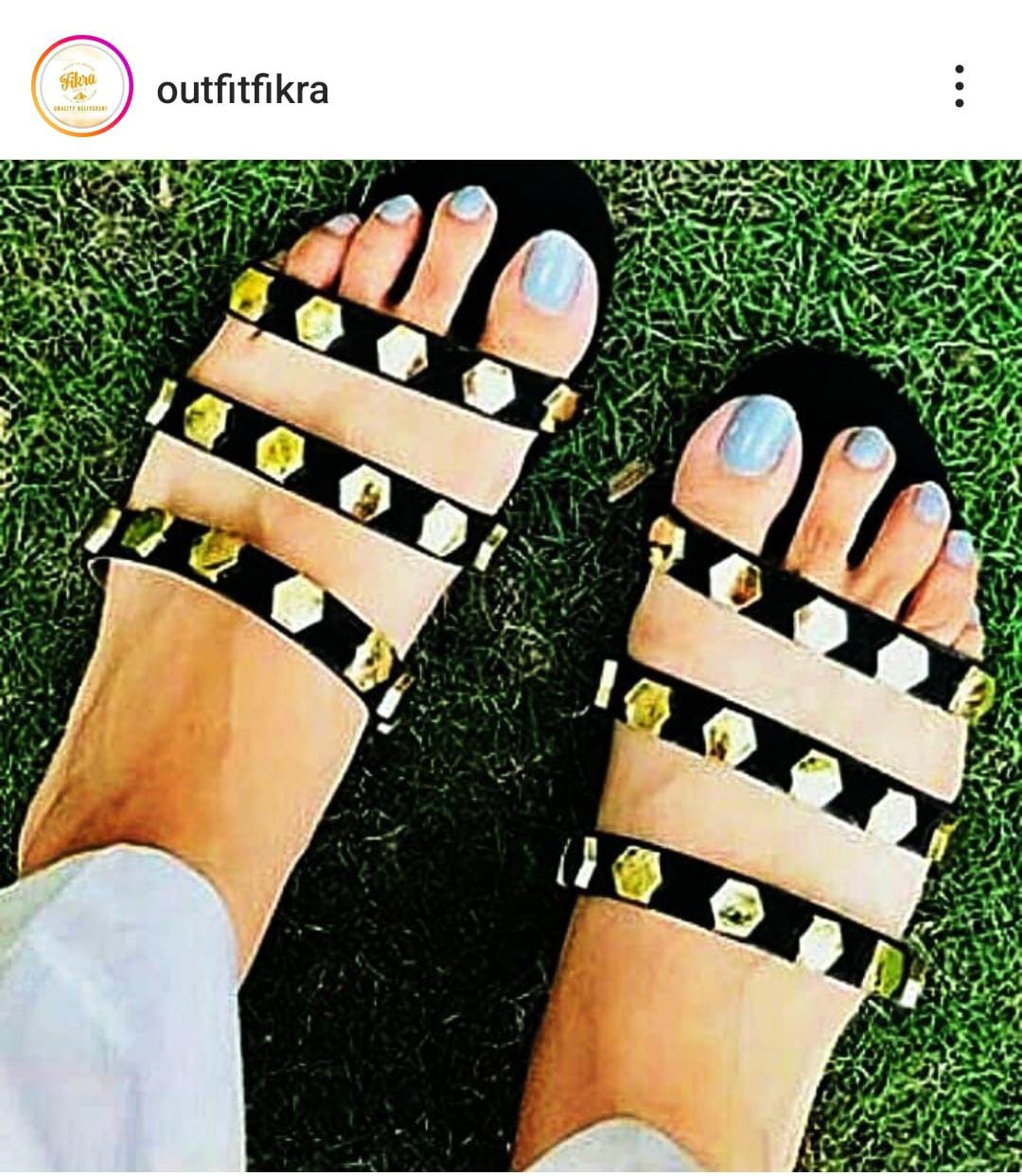 GOLD STONE FLAT(More Rs 500 Discount Buy Any 2 Design. You can Message us on Instagram & What's App for any information)